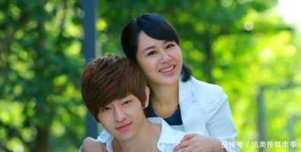 6张《花非花雾非雾》幕后照,杨紫手放邓伦大腿