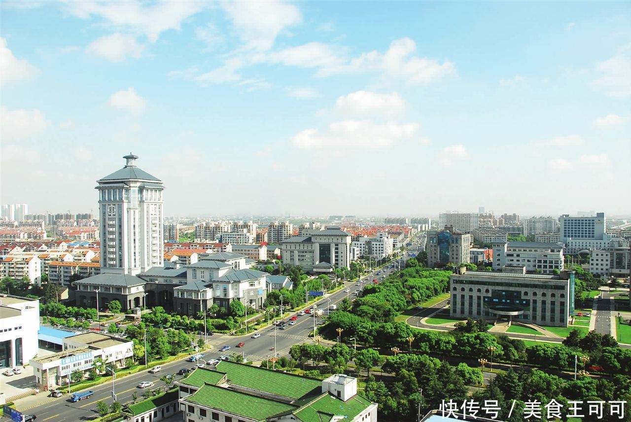 江苏最奇特的一座城市,被省内兄弟城“拦腰截断”