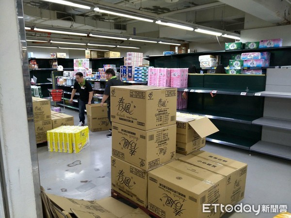 抢卫生纸变全民运动 台业者被疑囤货喊冤澄清