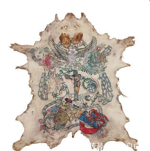 男子为自己养的猪纹身,扒皮直接拍到四十万,动