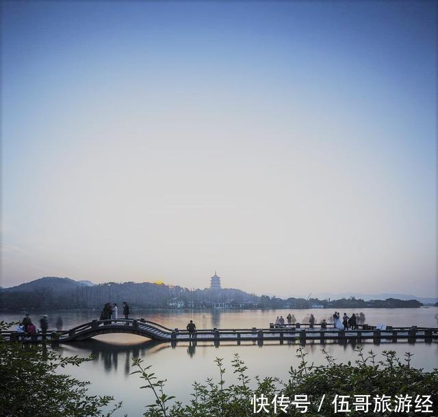 t01e4cf1c5b55a85325.jpg