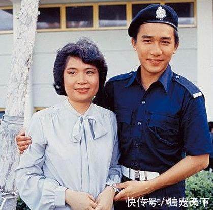 两人同演《射雕》男主母亲走红,今一人霸屏多