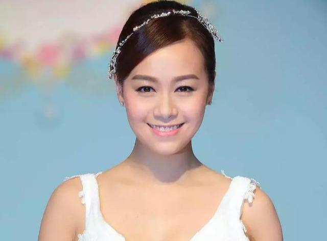 张丹峰为何如今才发声?可能不想做第二个黄心颖