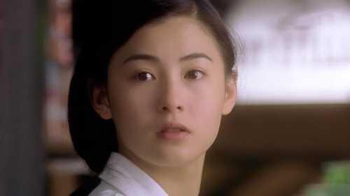 新版小龙女被吐槽杀气太足，最有仙气的是刘亦菲而李若彤最为传神