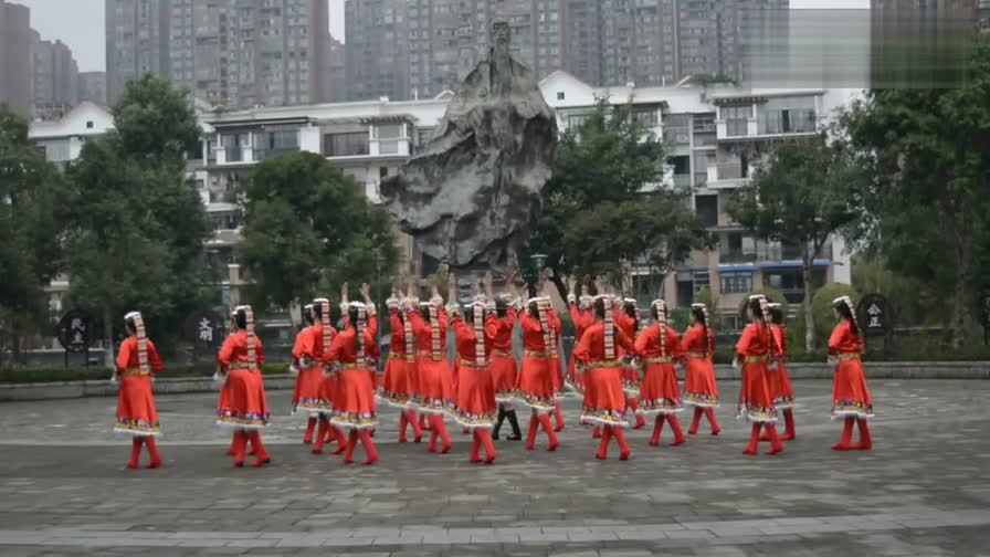 24人变队形藏族舞《心上的罗加》简单好看