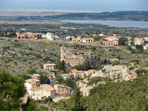 北京别墅违建怎么避免拆除(别墅违建不是很严重,业主可以自行拆除或修改违建部分) 钢结构钢结构停车场施工 第2张 北京别墅违建怎么避免拆除(别墅违建不是很严重,业主可以自行拆除或修改违建部分) 钢结构钢结构停车场施工 第2张