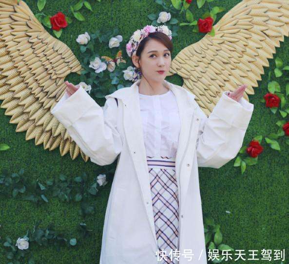 陈乔恩花仙子打扮游大理花海, 解锁春游路拍新