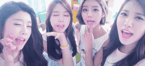 听说你的蜜粉选错了,补妆补到手抖?