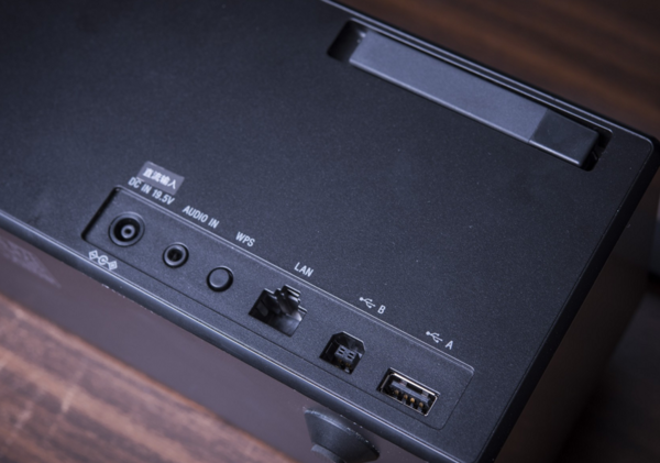 索尼蓝牙音箱新品SRS-X88怎么用USB连接电