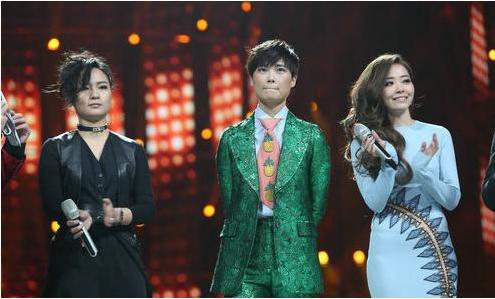 张靓颖何洁都结婚了,为何李宇春周笔畅从无绯闻