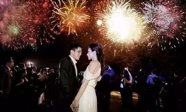 范冰冰4300万钻戒照片 范冰冰钻戒是什么牌子