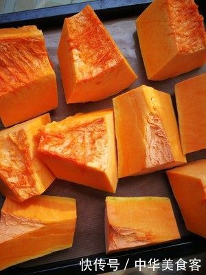 家庭版南瓜馒头做法,简单易做,蓬松可口,学会给