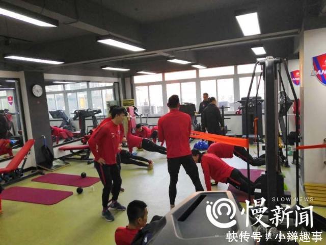 重庆斯威今日归队 新赛季首练球员精神状态不