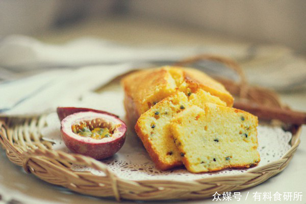 只知道百香果配蜂蜜?百香果的这些吃法都尝过