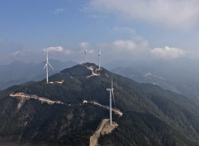 近日,我市重点新能源项目-华能庆元双苗尖风电场所有风机机组正式