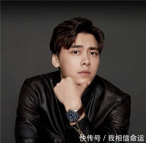 李易峰新单曲《为时不晚》上线,快去为你的男