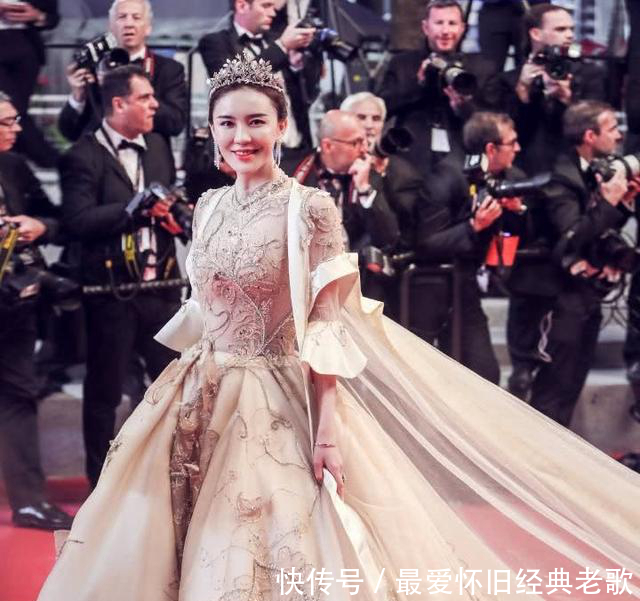 导演杜仁演员基本没有缴税,实际收入比传说中