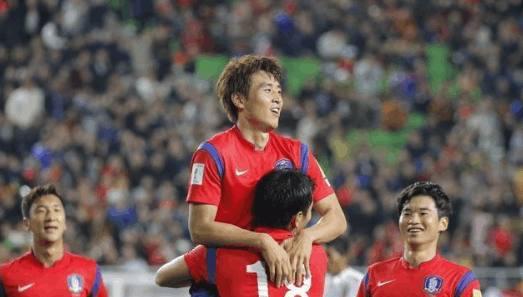 世界杯韩国足球队踢球太脏 网友:实力不够犯规