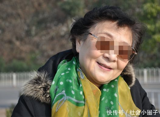 妈刚来伺候月子婆婆的手镯就丢了，偷看监控后，我让老公赶紧走