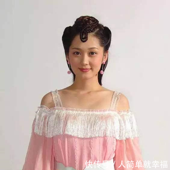 女星古装一字肩,谁最有魅力呢三生三世里的她