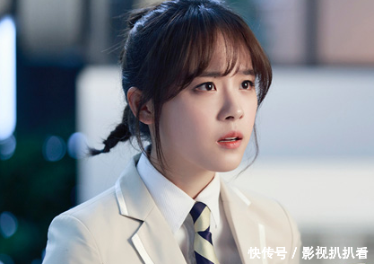 蔡徐坤合作过的四大女神,个个都清秀可爱,但我