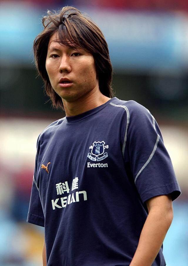 入狱,2人经商,19人坚守,02国足仍是中国足球脊