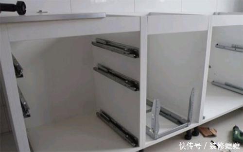 橱柜万万要让工人装这个东西,聪明人一看就懂,用几十年都没问题 第4张 橱柜万万要让工人装这个东西,聪明人一看就懂,用几十年都没问题-家居窝