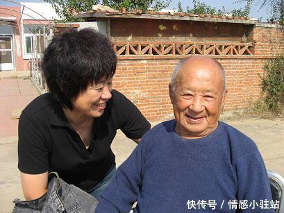 我怀孕,我妈来照顾我,老公说的那些话,我跟老公离婚