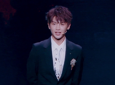 黄明昊分享天坛成长经历