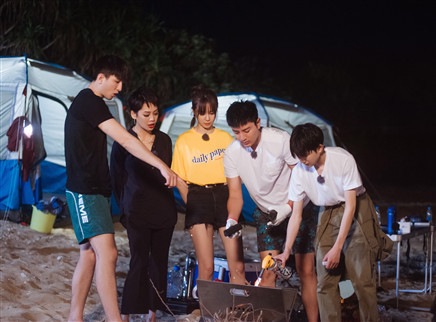 哈哈农夫 第9期：哈哈家族荒岛夜聊谈心
