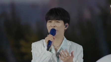 会员版：村晚隆重开幕 周深进行深情演唱