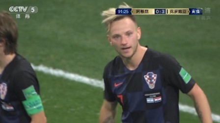 打门瞬间 【进球】扳回一城！维尔通亨写意头球吊射破门 欧洲红魔1-2拉近差距