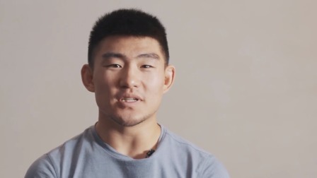 UFC终极格斗冠军赛 UFC深圳：宋亚东爆笑预测冠军战，看好张伟丽登顶