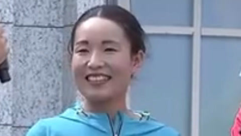 男生女生向前冲第十季 宝妈冲关为孩子做榜样 德令哈女生宣传美景
