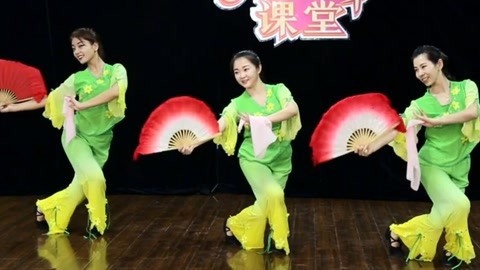 糖豆广场舞精选大众舞蹈 广场舞珊瑚颂表演示范 扇子舞对跳