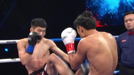 武林风 2022 新人陈笑凡首登擂台，对战张景涛被虐惨