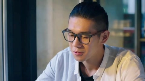 鳄鱼与牙签鸟：精彩放送 醉酒祖玛走出“自然弧度”