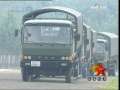 军事报道 军车公路上大玩惊险漂移