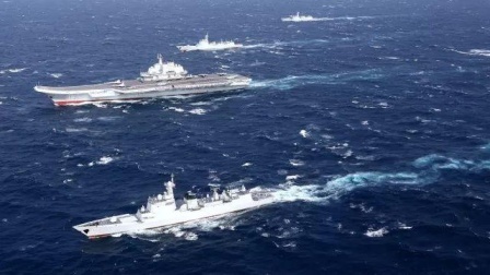 辽宁舰刚进台海域，台军：大批解放军军机突进台空域