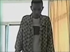 经典传奇 诡异的七年之痛：他为什么越长越矮