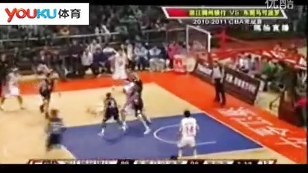 五佳球-格林旋转上篮 阿巴斯反扣勇冠三军