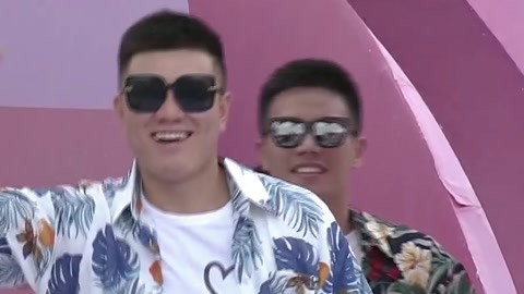 冲冲侠追逐战 两大冲关王上演速度与激情