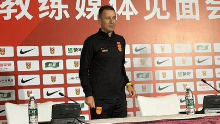 中国足球报道2022 扬科维奇上任发布会：全力冲击2026世界杯