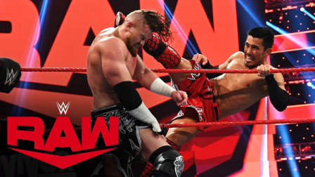 WWE RAW 2019 【RAW 11/18】户泽阳整场表现高亮 脚下疏忽一滑 被对方抓到空档