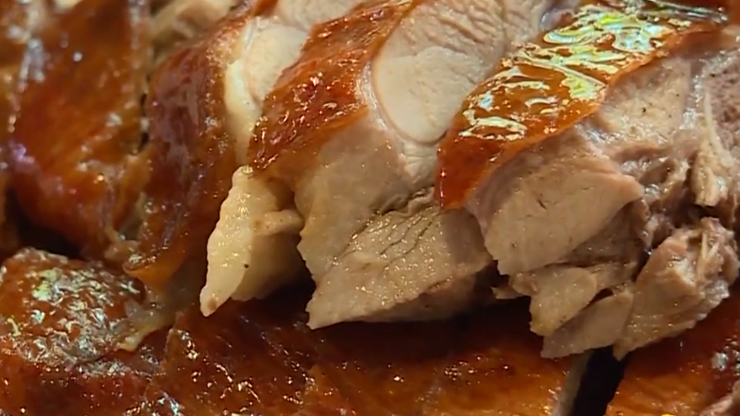 人气美食 特色酥鸭面馆 四十只鸭子一锅汤