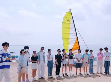 初入职场&middot;机长季 加更版：沙滩趣味排球赛PK