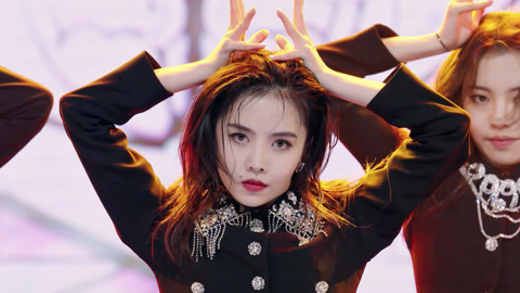 青春有你第2季 LISA铁刘海秘密曝光 孔雪儿舞台惊艳(二)