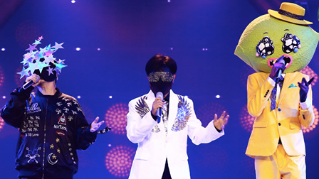 加长版 蒙面男孩出道再唱神曲