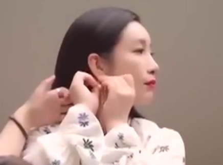 娱乐急先锋 秦海璐的工作态度