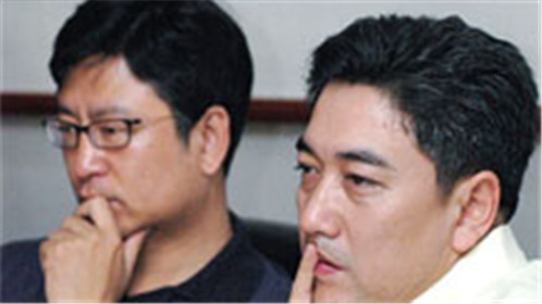 鲁豫有约 水均益与白岩松抢选题动手